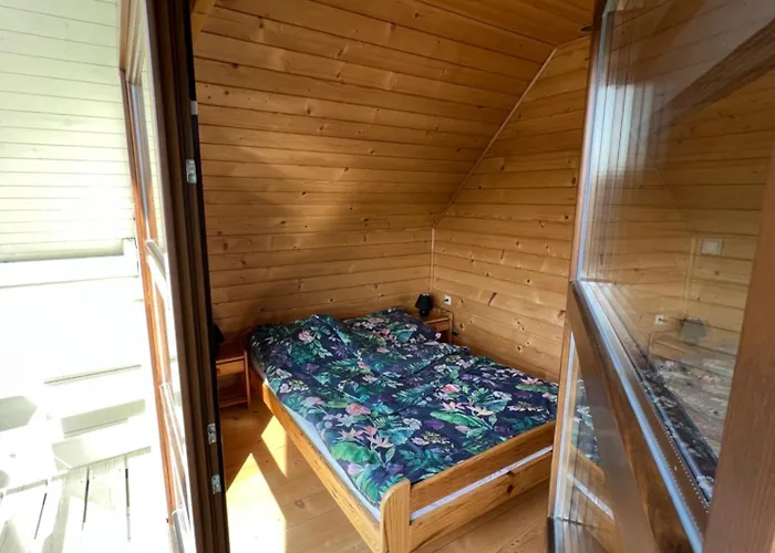 Letniskowe Gala Деревянный коттедж Грзибово